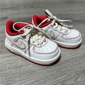 Nike White and Red Sneakers